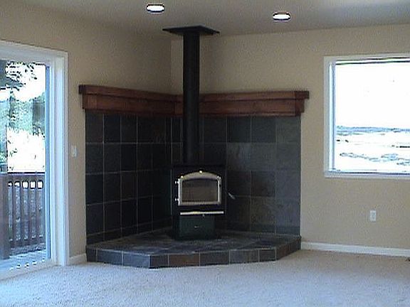 WOOD STOVE W/SLATE HEARTH