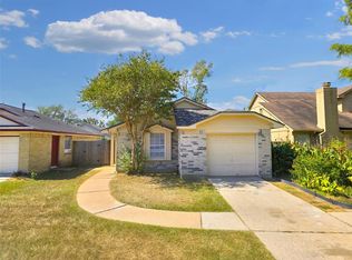 7111 Pheasant Grove Dr, Cypress, TX 77433