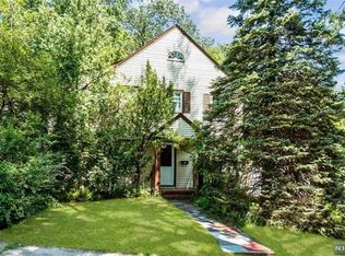 127 Mount Hebron Rd, Montclair, NJ 07043