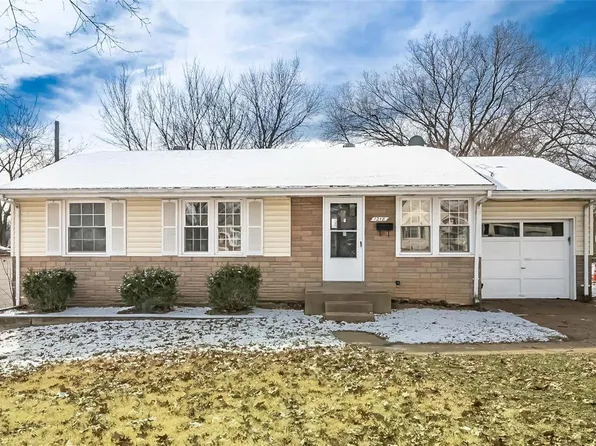 1218 Roxton Dr, Saint Louis, MO 63137