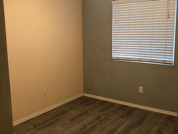 5th image of 4134 S Cedar Ave