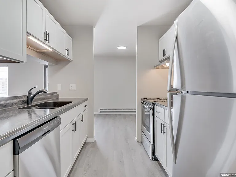 The Edge Community - 100 W. Walnut St. — Photo 29