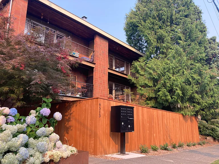 6515 4th Ave NE #3 — Photo 7
