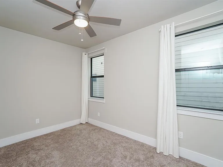 2401 Crawford St #A112 — Photo 14