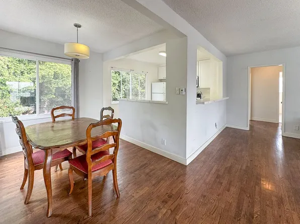 11621 Chenault St APT 9, Los Angeles, CA 90049
