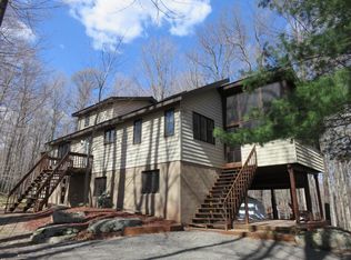 56 Cardinal Dr S #2217, Gouldsboro, PA 18424