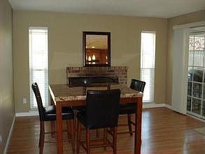4th image of 8433 Mansfield Dr