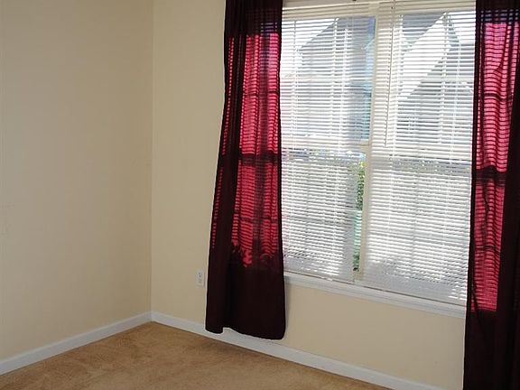 4th image of 125 Palmer Dr