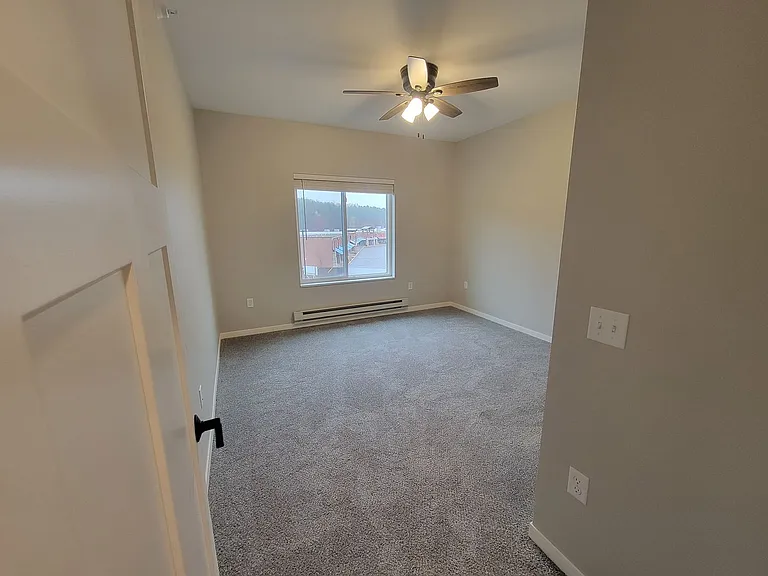 Northern Lights Apartments — Photo 35