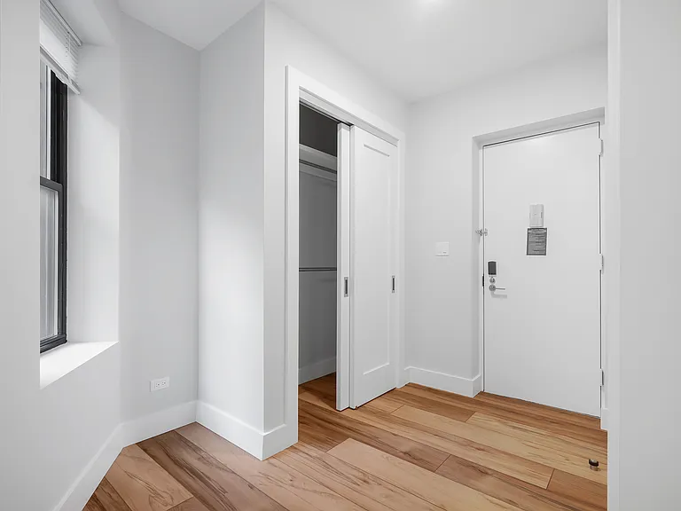 628 W 151st St #1J — Photo 2