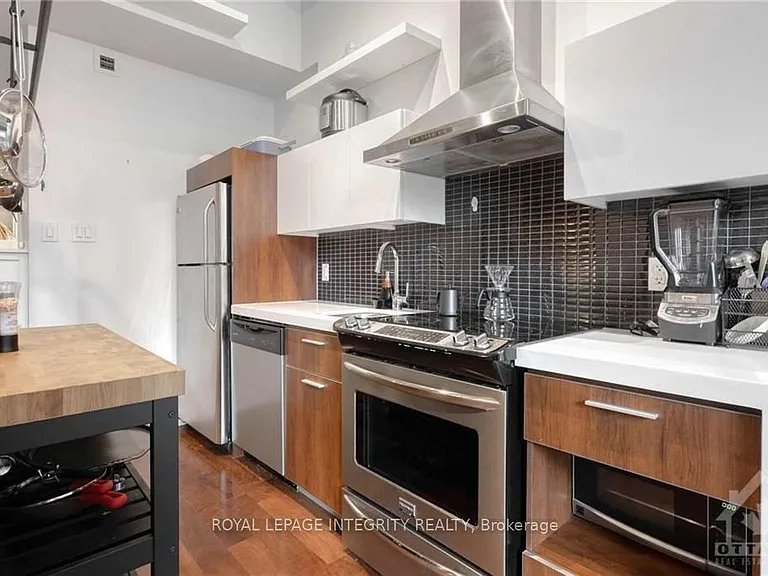 340 McLeod St #113 — Photo 9