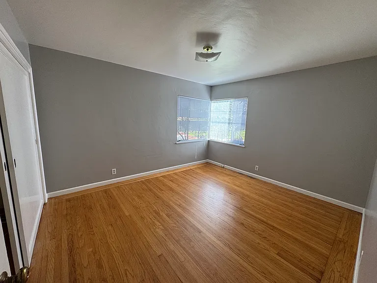 89 Vernon St #1 — Photo 5