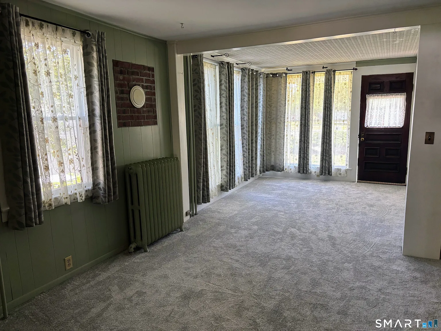 3 bed, 3.0 bath, 1994 sqft, $2,500 — Photo 4