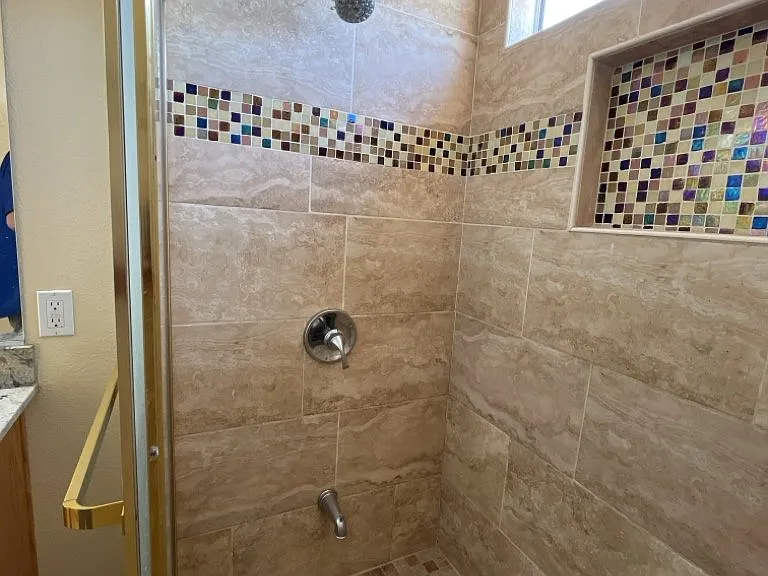 6045 Stone Hollow Ave — Photo 26