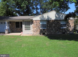 816 Galway Ln, Fredericksburg, VA 22407