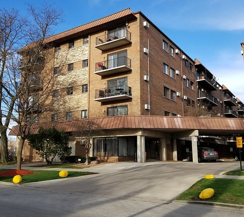 1st image of 2333 N Neva Ave APT 403C