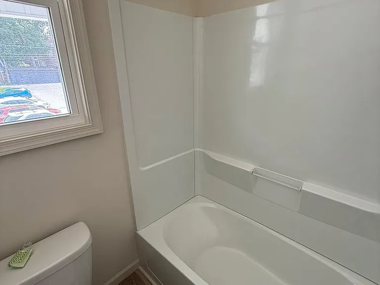 238 E Philadelphia St #4 — Photo 9