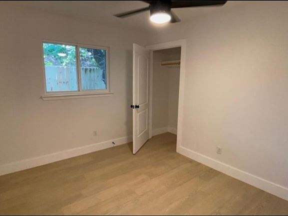 3rd image of 1213 Lily Ter Room B