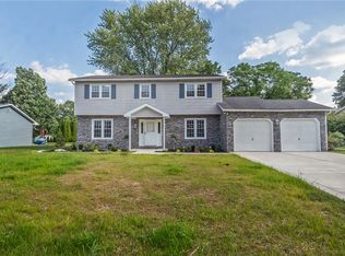 1105 Brentwood Ave, Bethlehem, PA 18017