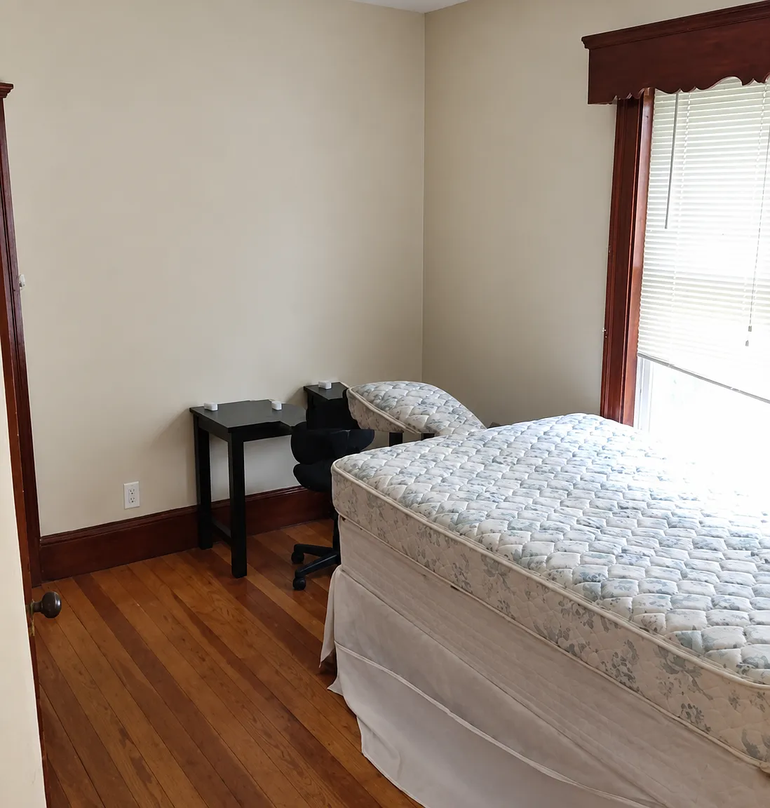 3 bed, $3,600 — Photo 4