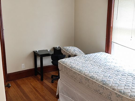 4th image of 258 Boston Ave #3