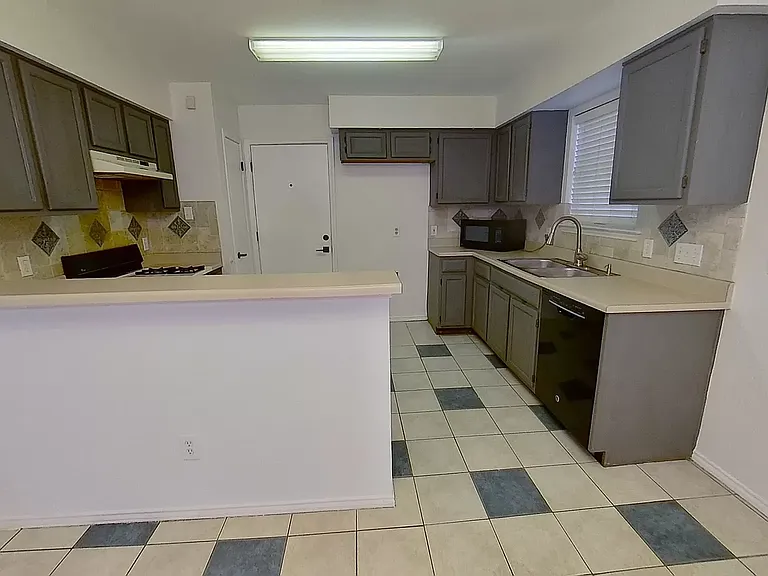 14010 Conner Downs Dr — Photo 26