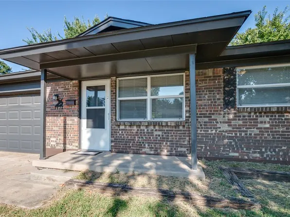 1516 McGregor Dr, Midwest City, OK 73130