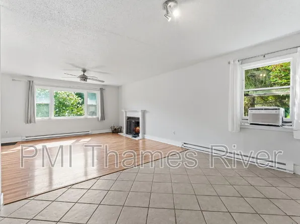 33 Lodus Ct, New London, CT 06320