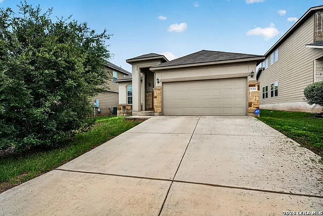 Building Photo - 8311 Prickly Oak