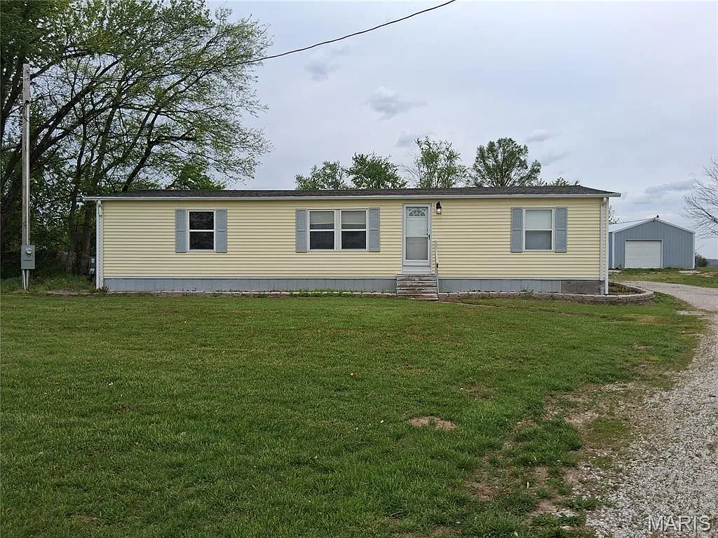 112 Highway Nn photo 1