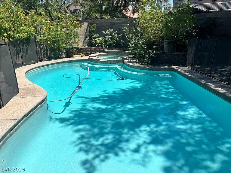 8225 Woodland Prairie Ave — Photo 8