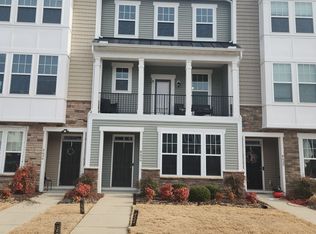 8434 Gayle Ln, Toano, VA 23168