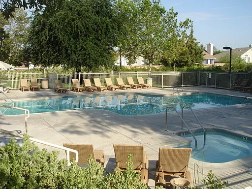 23890 Bennington Dr — Photo 15