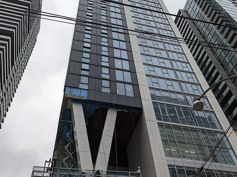 357 King St W #1507 — Photo 1