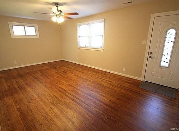 5th image of 3318 Sandy Ln
