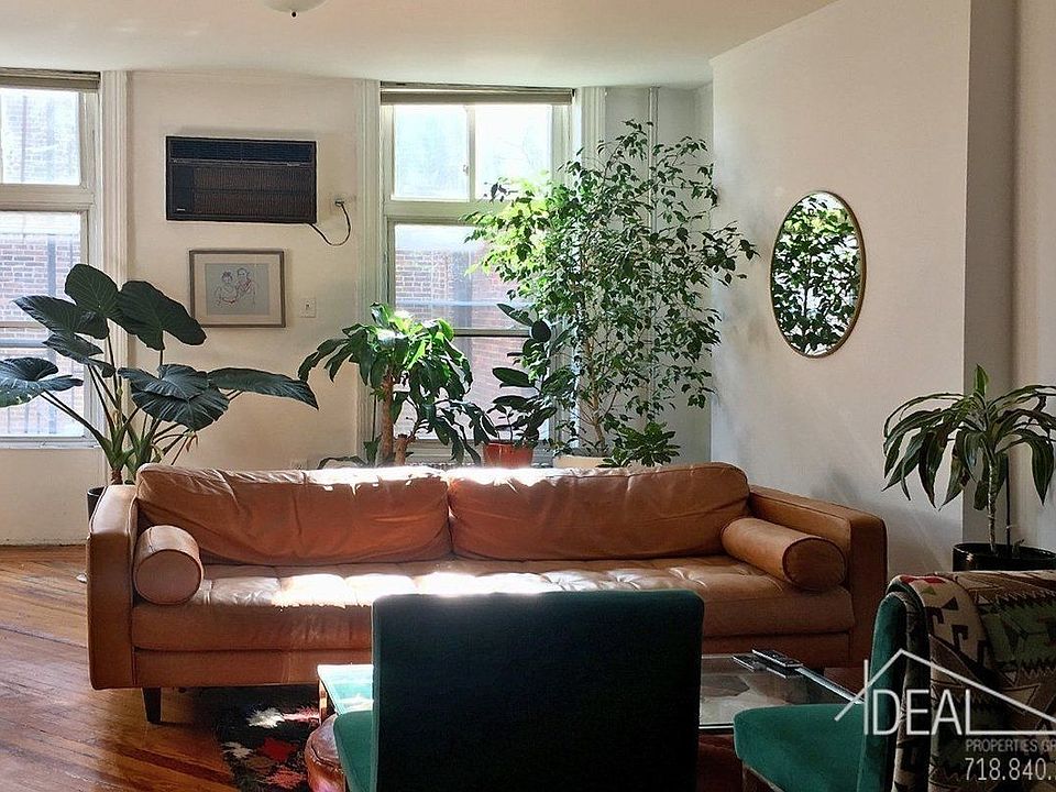 1st image of 361 Smith St #2