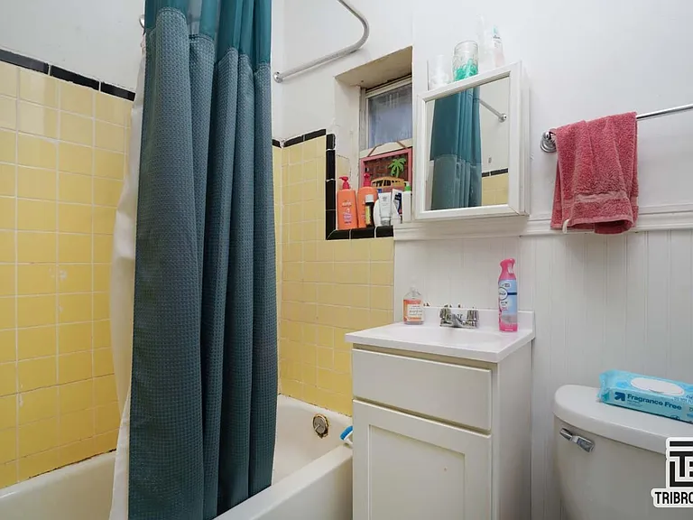 258 E 112th St #2A — Photo 7