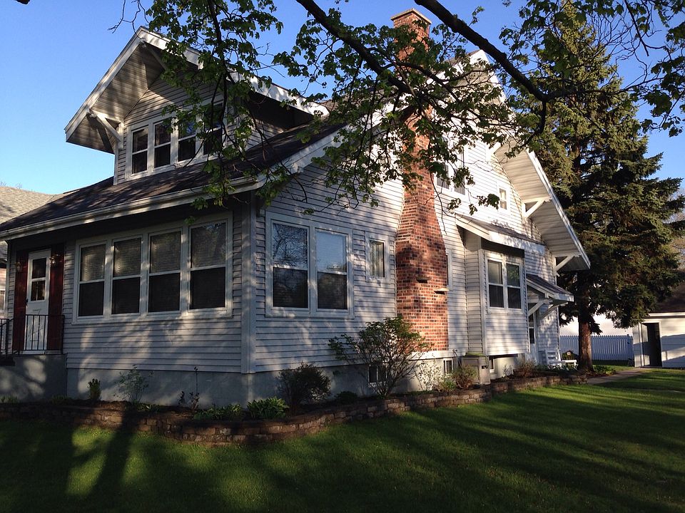 Beautiful Craftsman home