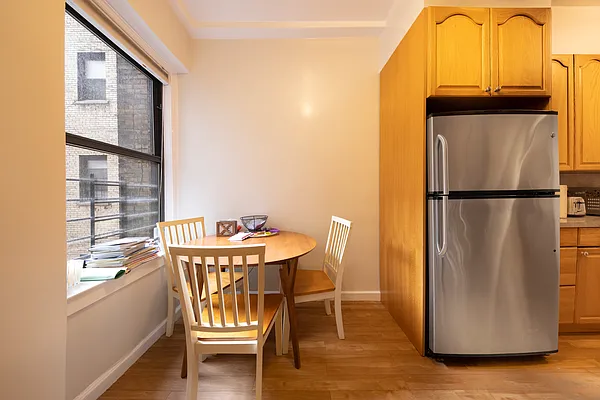 Rented by Compass | media 25