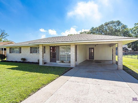 2nd image of 3216 Rosario St