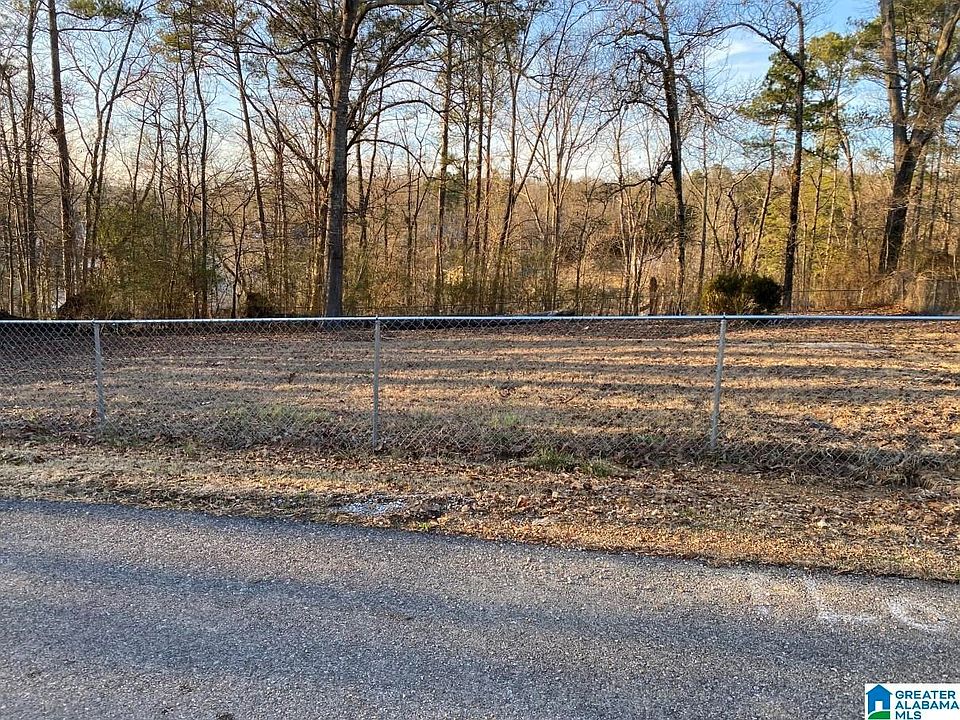 2nd image of 1522 Forest Green Rd