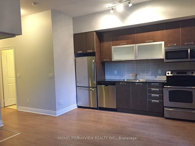 28 Ted Rogers Way #201 — Photo 9