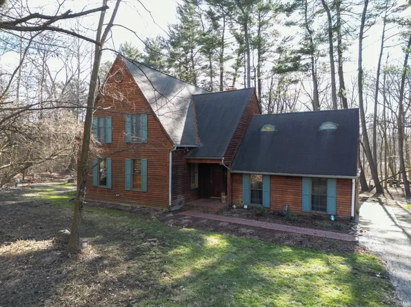 1176 N Saddlebrook Ct, Monticello, IN 47960