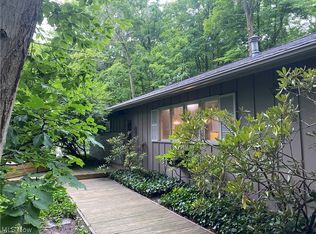 6885 Wilson Mills Rd, Gates Mills, OH 44040