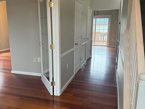 2nd image of 608 North St NE