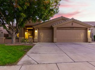 25626 N Hackberry Dr, Phoenix, AZ 85083