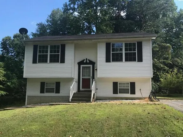 11205 Sitting Bull Cir, Lusby, MD 20657