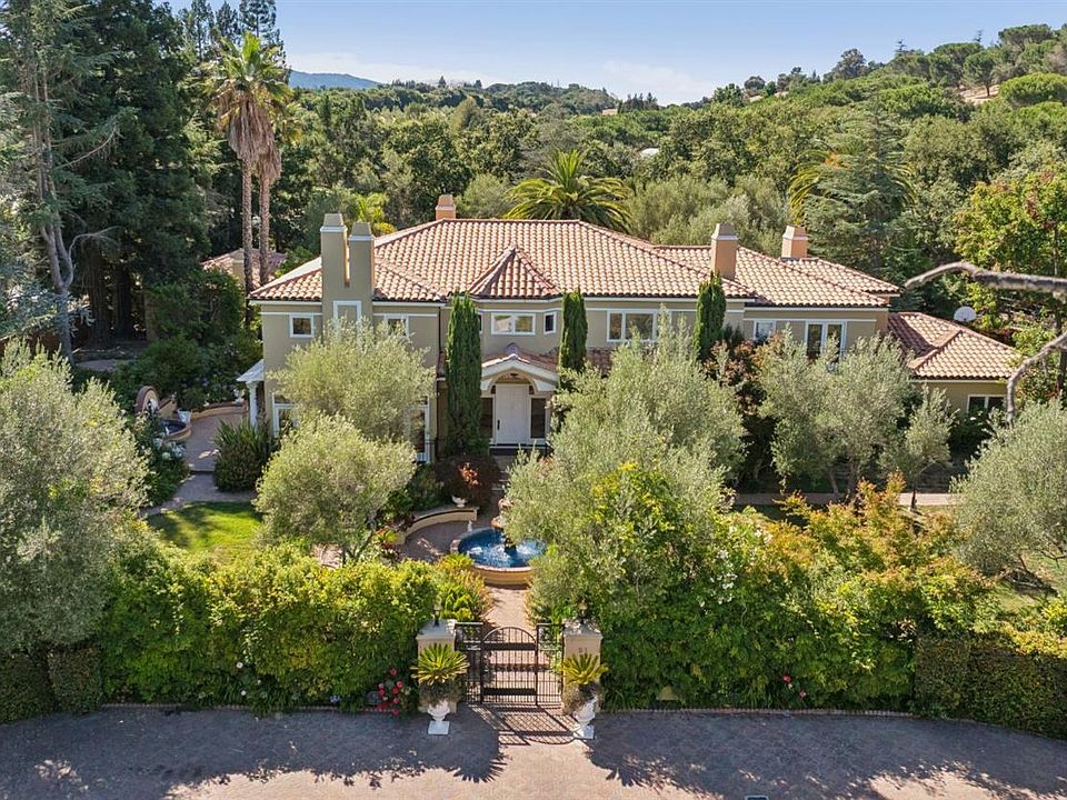 1st image of 51 Valley Rd