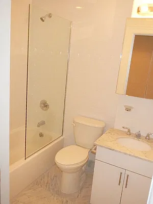 Rented by Solil Management | media 8