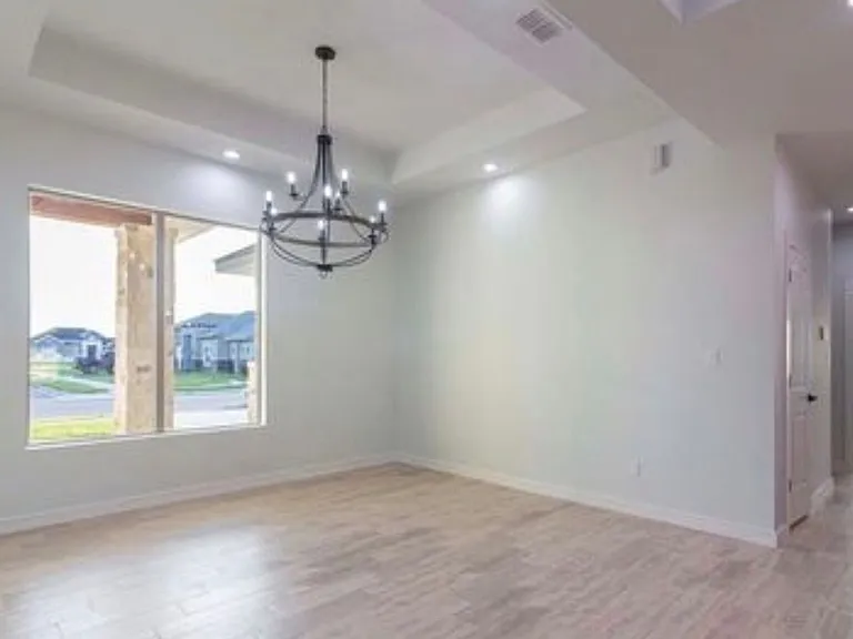 9348 N Queen Palm — Photo 16